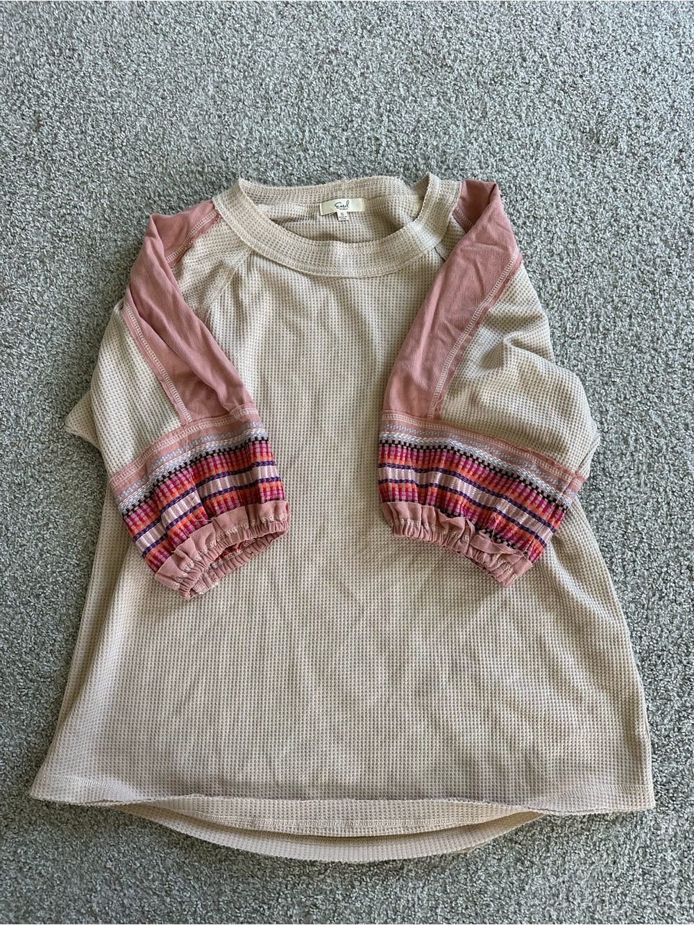 easel Cream Waffle Top with Dusty Pink Raglan Sleeves